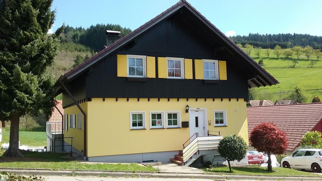Ferienwohnung Am Siegelbaechle Mit E-Bikes Vermietung Гутах-им-Брайсгау Экстерьер фото